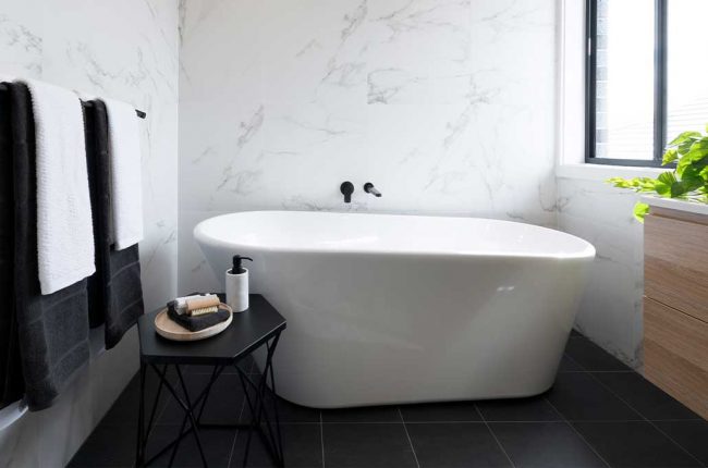 Coolum 266 bathroom design with freestanding bath