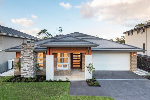 Avalon 242 display home in Teralba